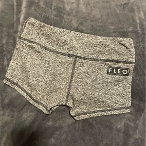 Fleo Original Shorts - size s Heather gray